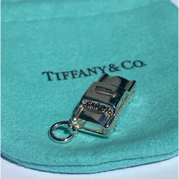 AUTH RARE vintage Tiffany & Co. taxi cab charm/pendant🚕 - Picture 10 of 17